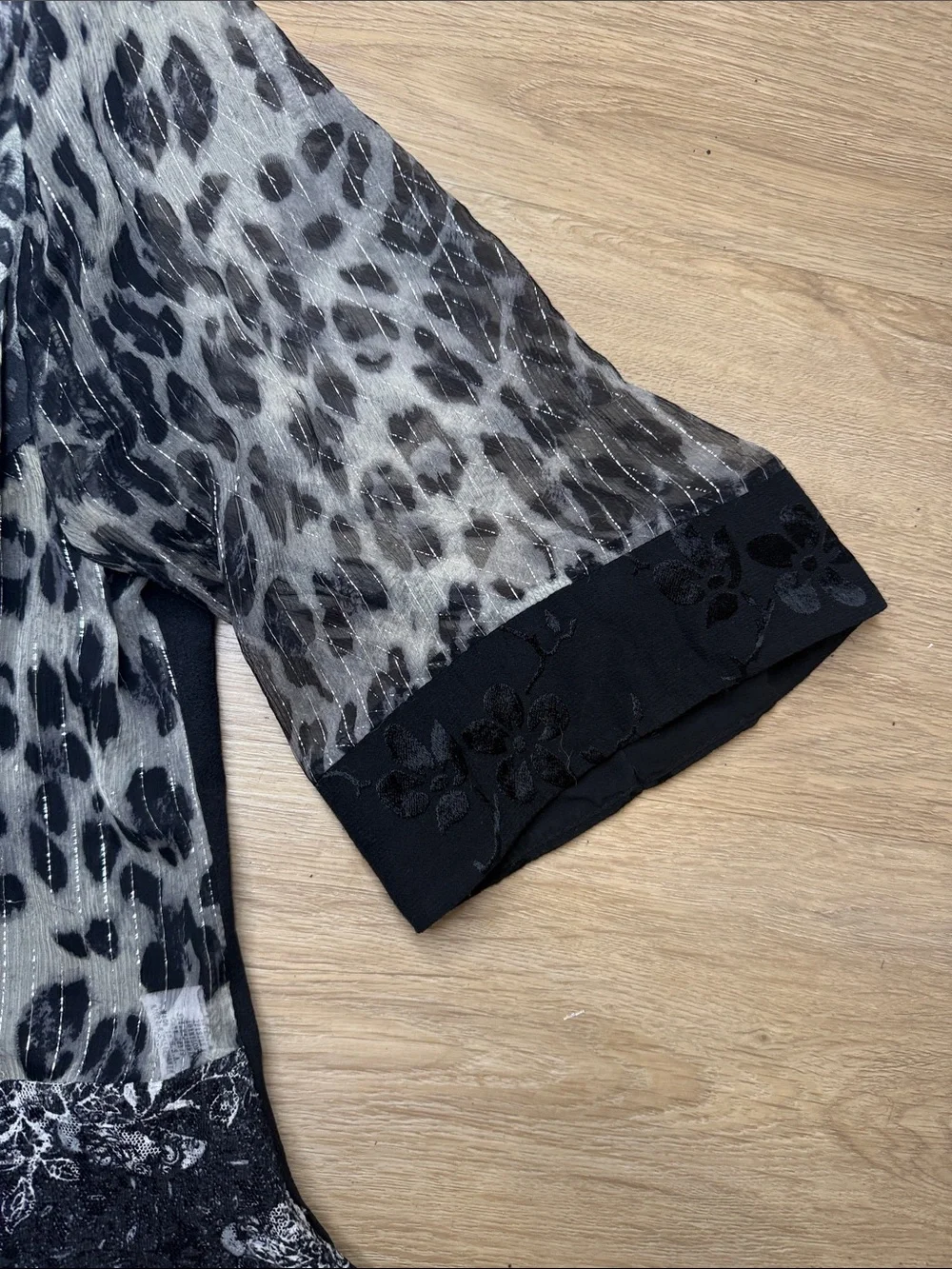 Tracy Collin’s black gray animal floral print open kimono cardigan sz 1X